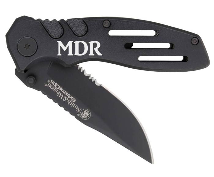 smith and wesson extreme ops swa24s pocket knife